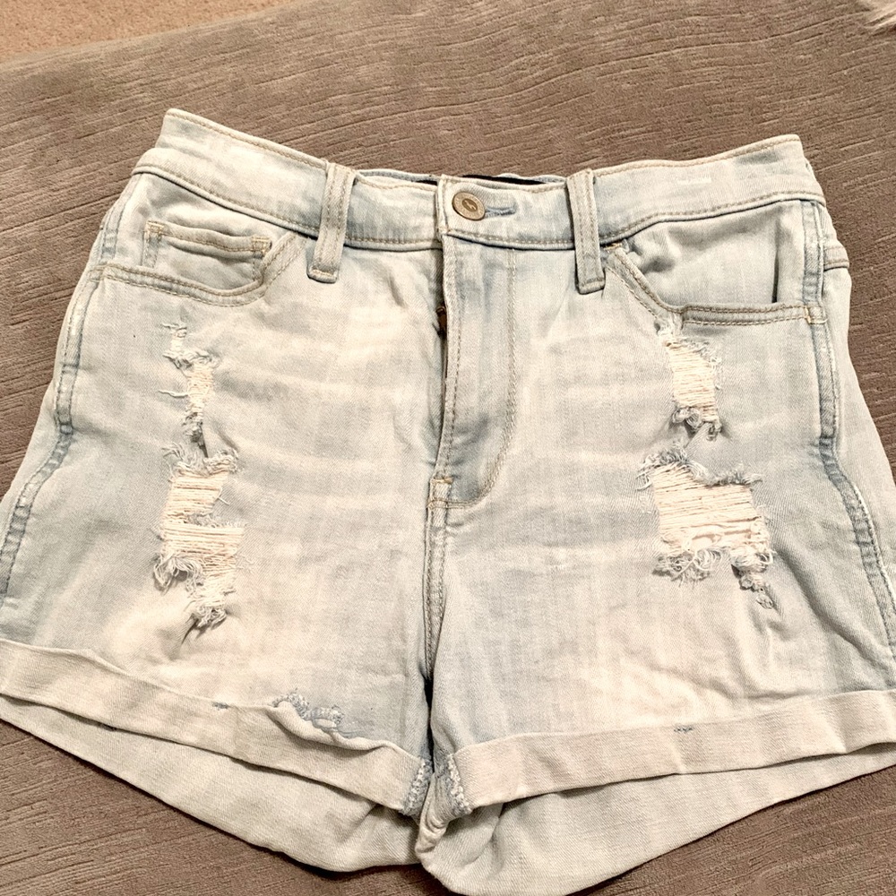 Hollister High-Waist Denim shorts